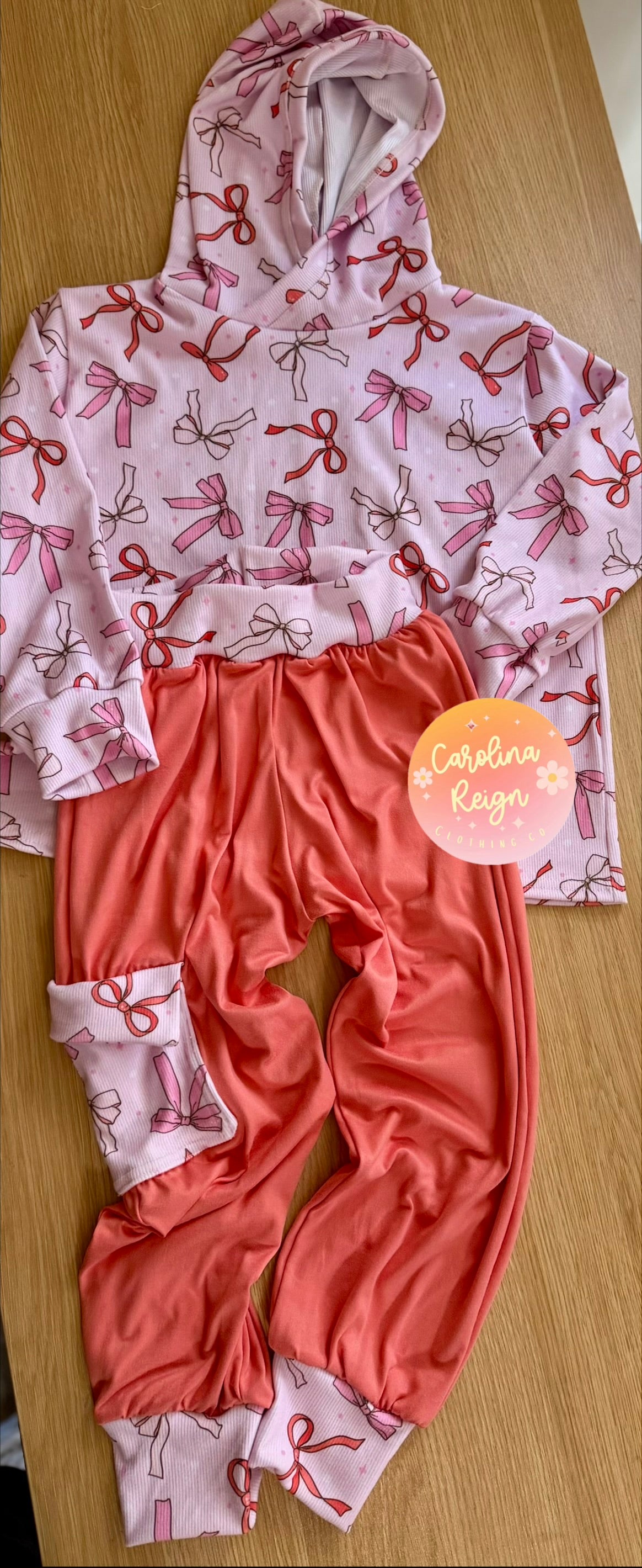 Size 5 winter set with pockets bow coral