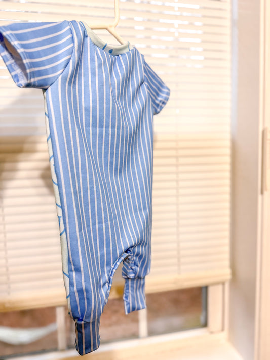 Size 0-3m eldoloris romper with snaps