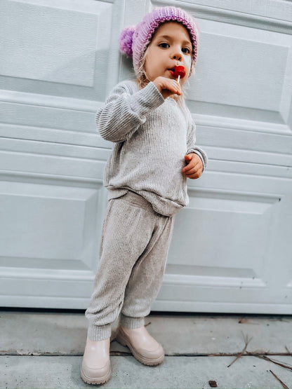 Winter set! (Crew sweater & sweat pants )