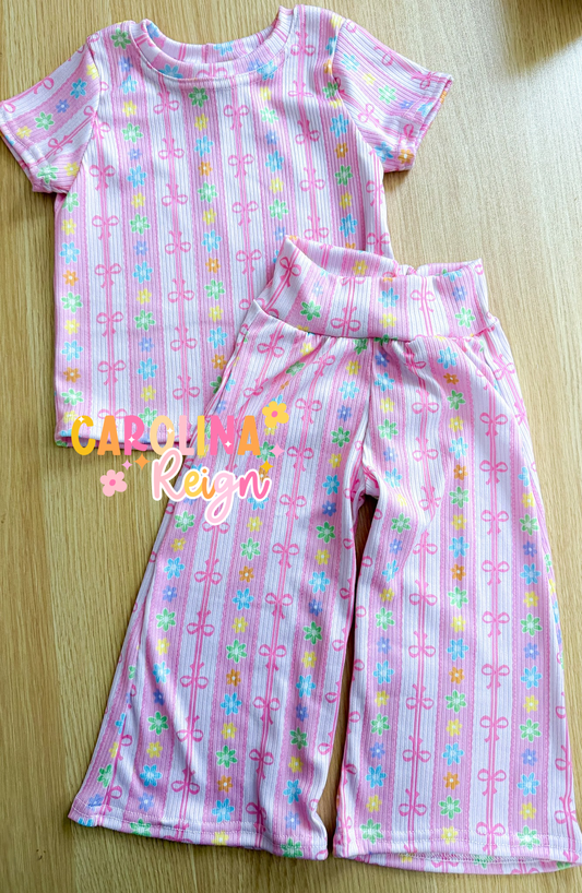 Size 12-18m basic tee & wide leg pants flower bow stripes
